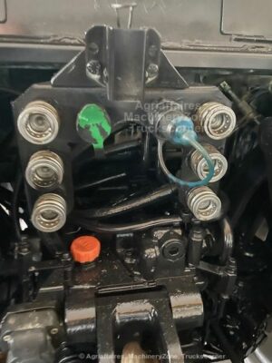 Trattore Usato Deutz Agroplus 420 F - immagine 4