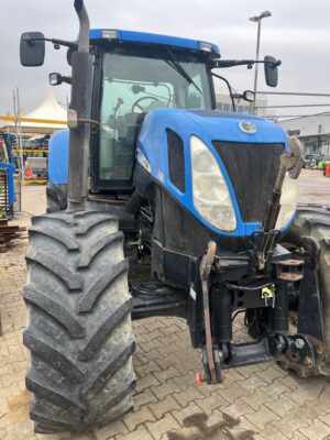 NEW HOLLAND T 7040 - immagine 2
