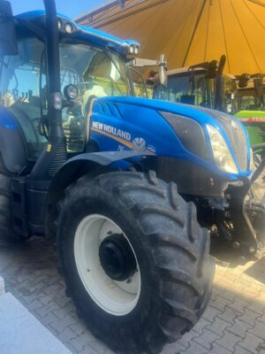Trattore Usato New Holland T6.180 - immagine 2