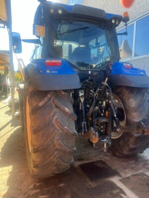 Trattore Usato New Holland T6.180 - immagine 4