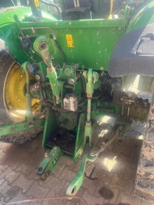 Trattore Usato John Deere 5058E - immagine 3