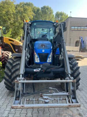 Trattore Usato New Holland T5 115 - immagine 2