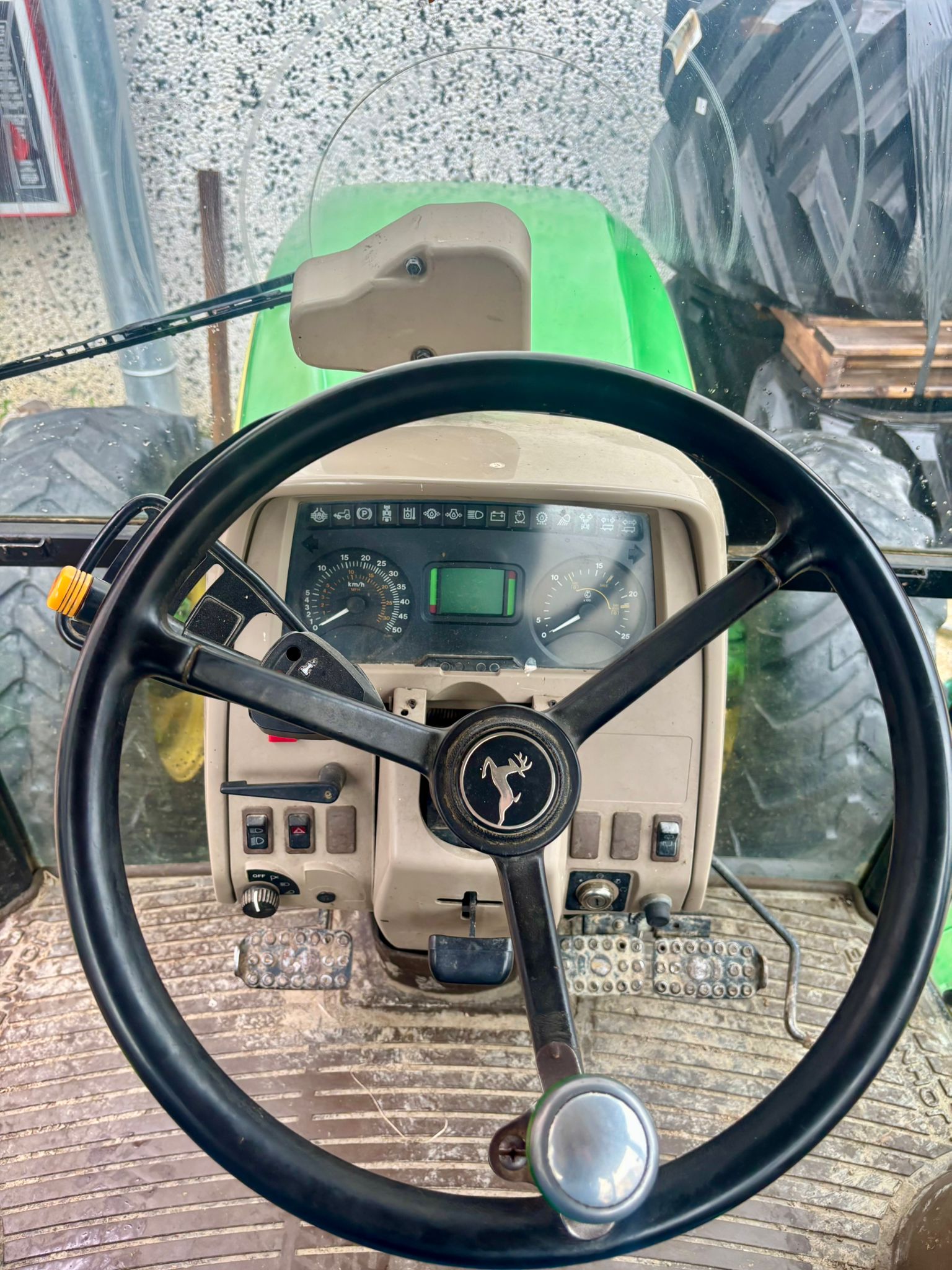 Trattore Usato JOHN DEERE 5820 - immagine 7